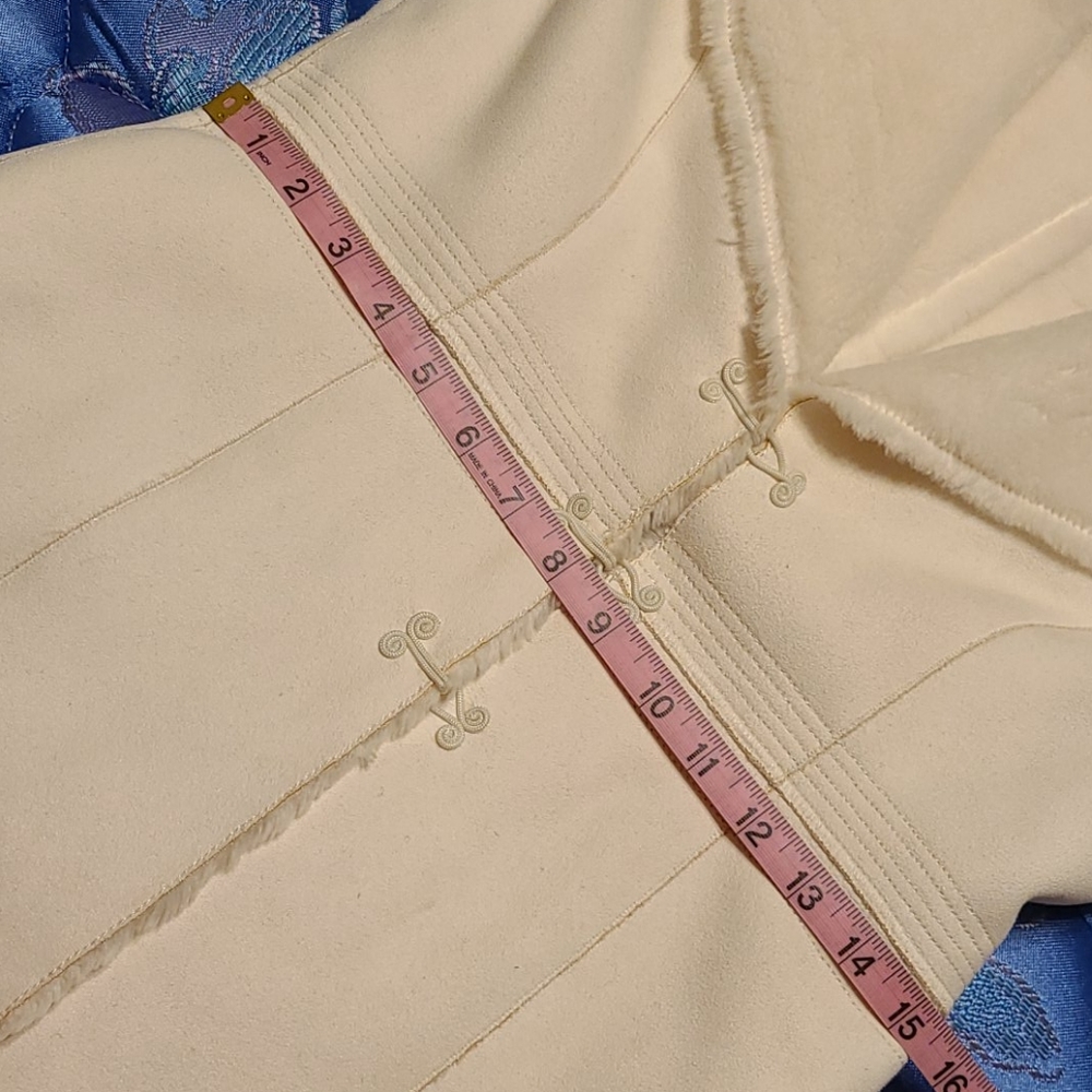 White House Black Market coat - Picture 13 of 16